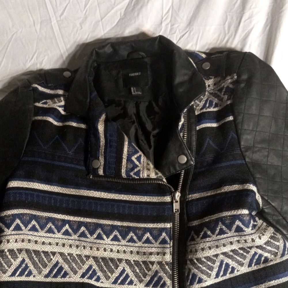Gorgeous Jacket - Picture 3 of 6